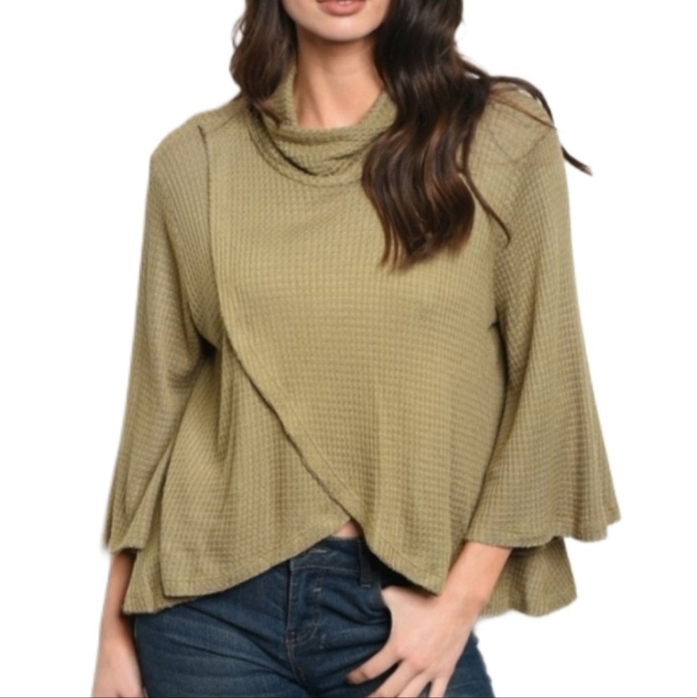NWOT  emory park   Cowl Neck   Top   Women's Size S   Olive Green